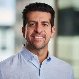Headshot of Arsalan Tavakoli