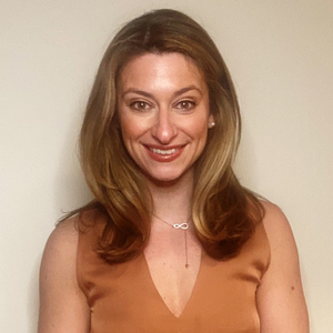 Headshot of Chelsea Weintraub