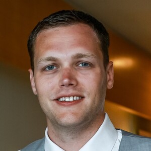 Headshot of Jeffrey Hess